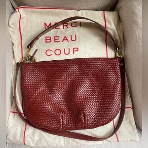 Clare V. Moyen Messenger